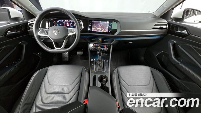 Volkswagen Jetta 2023 — photo 7