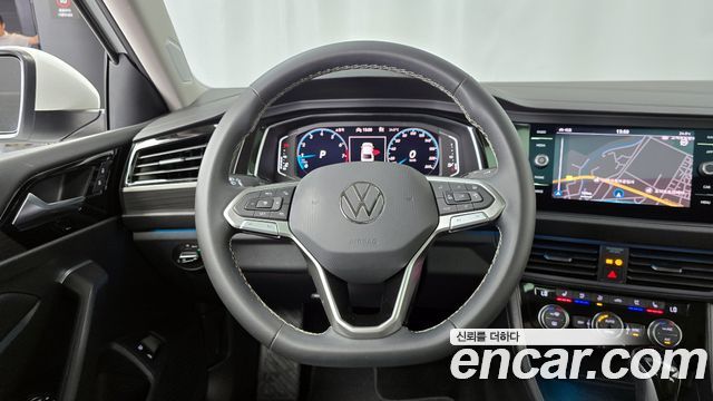 Volkswagen Jetta 2023 — photo 14