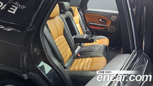 Land Rover Range Rover Evoque 2018 — photo 17