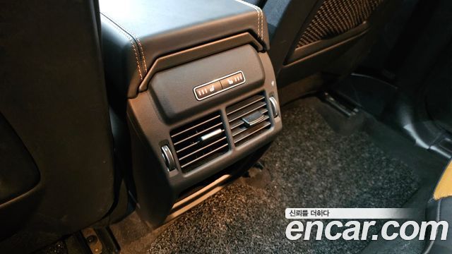 Land Rover Range Rover Evoque 2018 — photo 23
