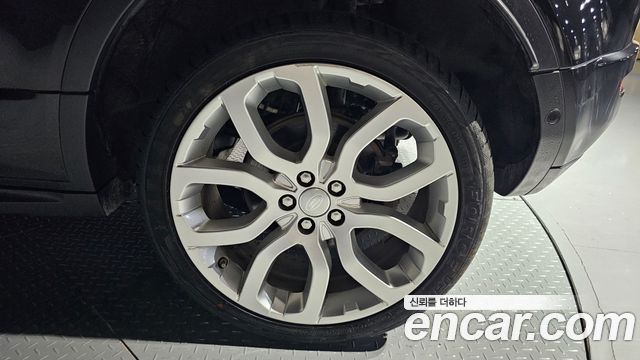 Land Rover Range Rover Evoque 2018 — photo 7