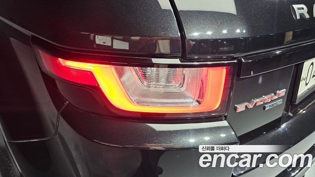 Land Rover Range Rover Evoque 2018 — photo 9