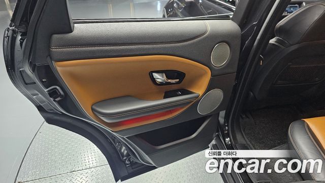 Land Rover Range Rover Evoque 2018 — photo 15