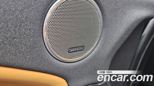 Land Rover Range Rover Evoque 2018 — photo 29
