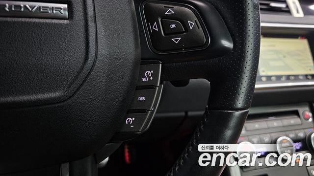 Land Rover Range Rover Evoque 2018 — photo 37