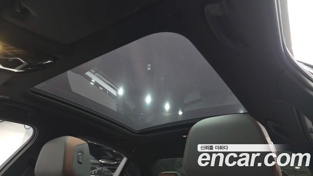BMW 5-Series 2025 — photo 21