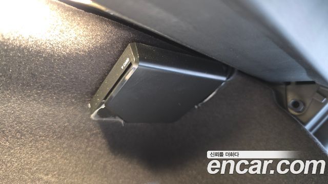 BMW 5-Series 2025 — photo 28