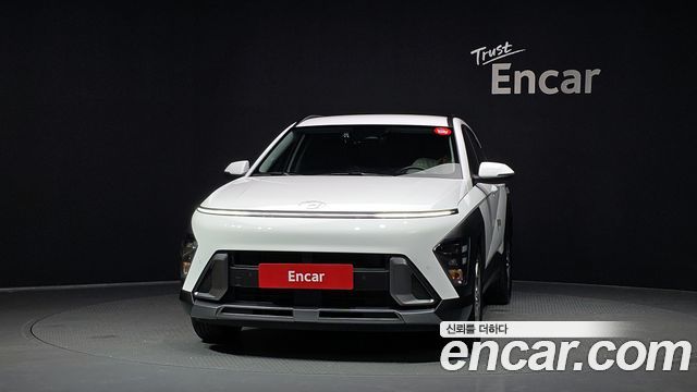 Hyundai Kona 2023 — photo 3