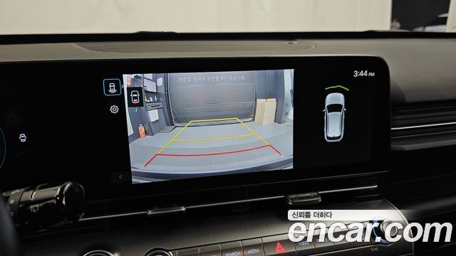 Hyundai Kona 2023 — photo 21