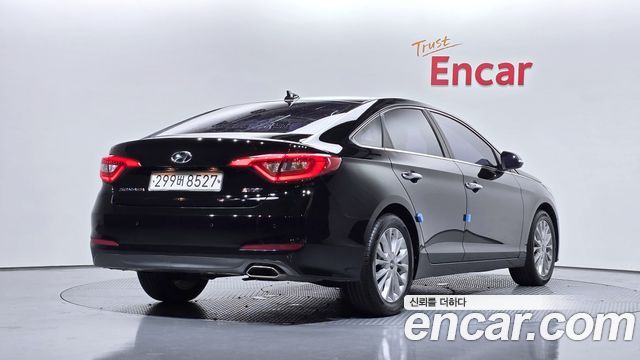 Hyundai Sonata 2017 — photo 2