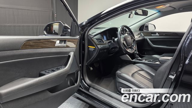 Hyundai Sonata 2017 — photo 13