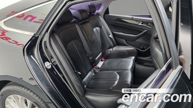 Hyundai Sonata 2017 — photo 17
