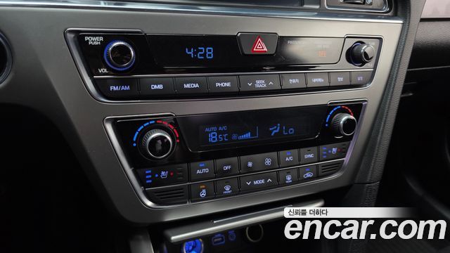Hyundai Sonata 2017 — photo 23