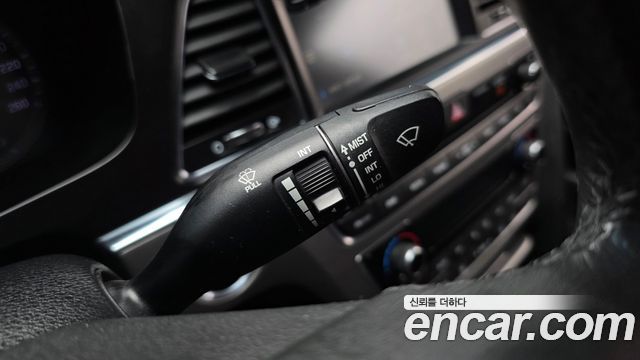 Hyundai Sonata 2017 — photo 25