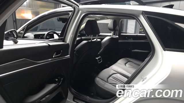 Kia K5 2026 — photo 16