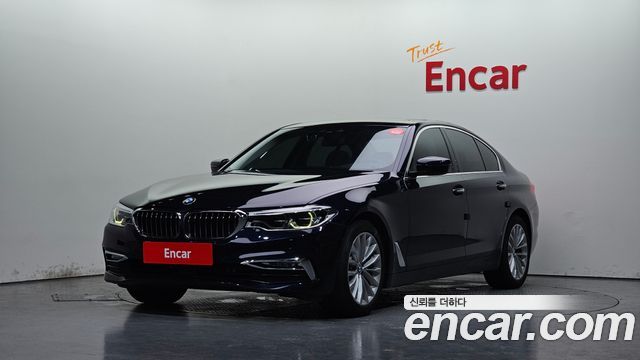 BMW 5-Series 2018 — photo 1