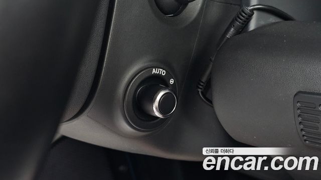 Land Rover Defender 2022 — photo 28