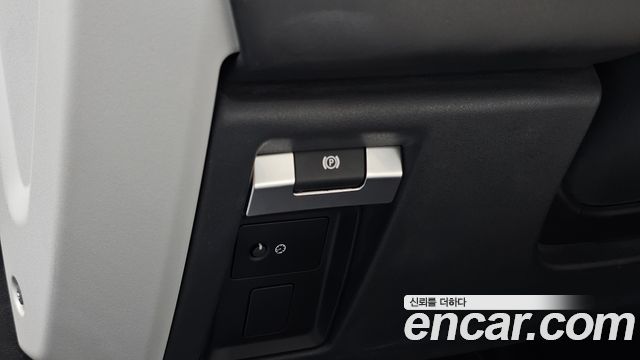 Land Rover Defender 2022 — photo 33