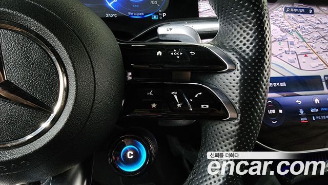 Mercedes-Benz EQS 2022 — photo 24