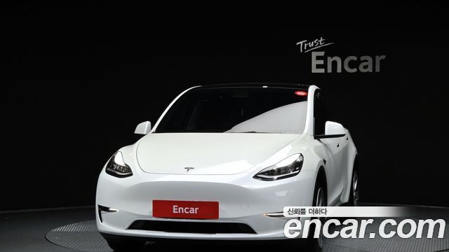 Tesla Model Y 2021 — photo 3