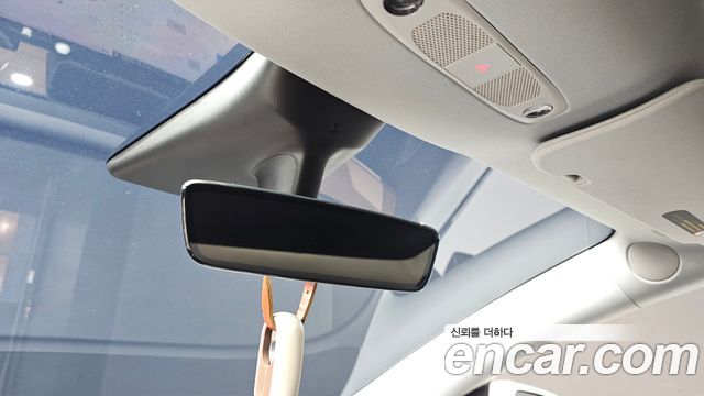 Tesla Model Y 2021 — photo 14