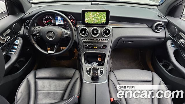 Mercedes-Benz GLC-Class 2019 — photo 10