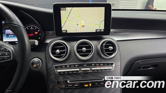 Mercedes-Benz GLC-Class 2019 — photo 20