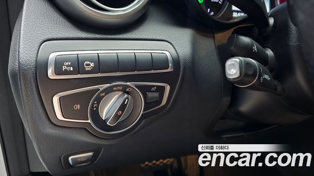 Mercedes-Benz GLC-Class 2019 — photo 22