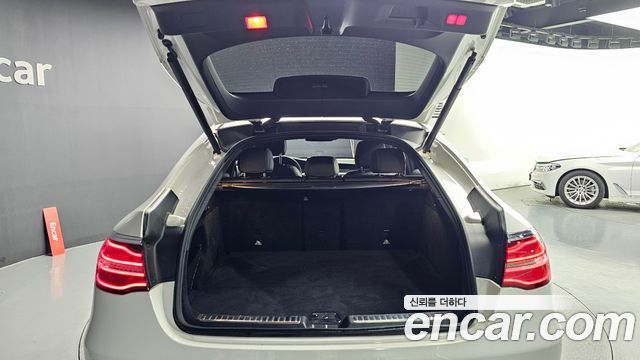 Mercedes-Benz GLC-Class 2019 — photo 26