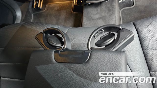 Mercedes-Benz GLC-Class 2019 — photo 27