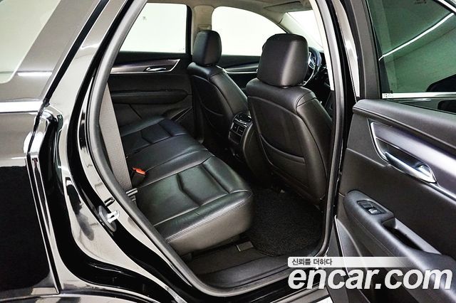 Cadillac XT5 2019 — photo 18