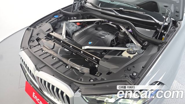 BMW X5 2026 — photo 6
