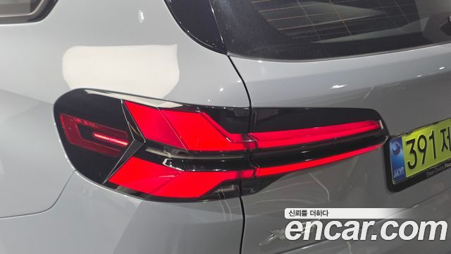 BMW X5 2026 — photo 9