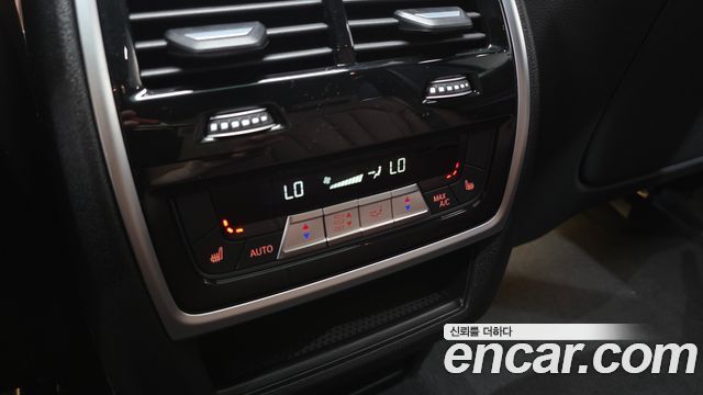 BMW X5 2026 — photo 27