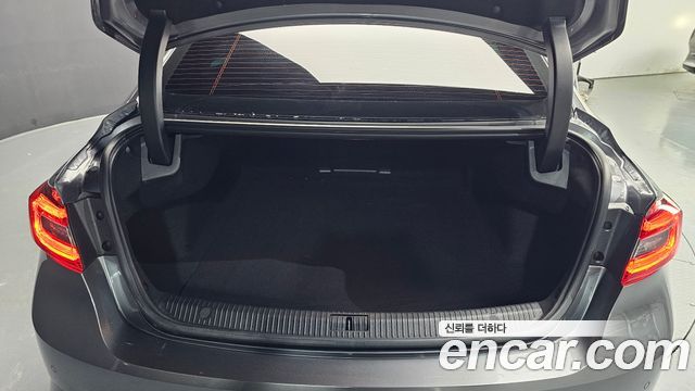 Renault Korea SM6 2016 — photo 20