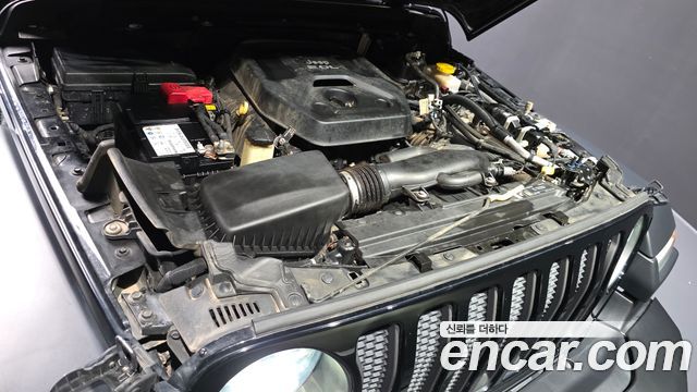 Jeep Wrangler 2020 — photo 6