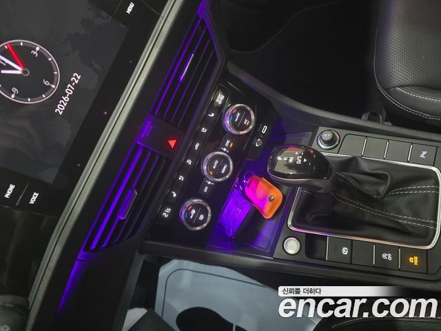 Volkswagen Jetta 2023 — photo 9