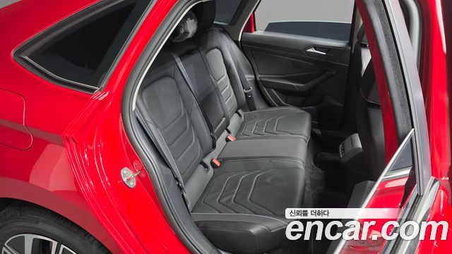 Volkswagen Jetta 2023 — photo 17