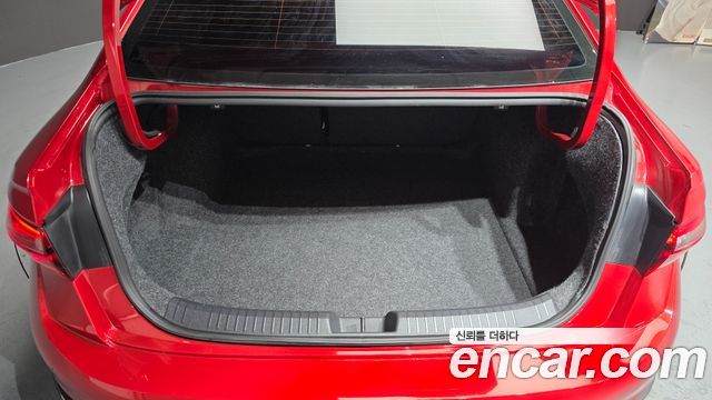 Volkswagen Jetta 2023 — photo 24
