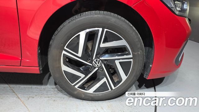 Volkswagen Jetta 2023 — photo 7