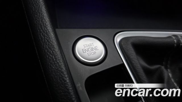 Volkswagen Jetta 2023 — photo 29