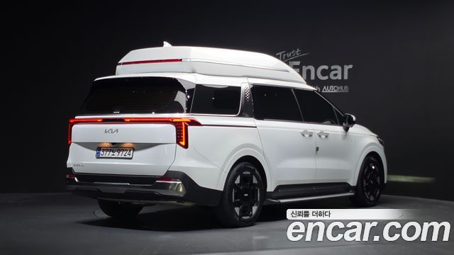Kia Canival 2024 — photo 2