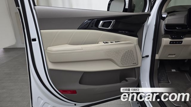 Kia Canival 2024 — photo 14