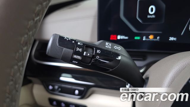 Kia Canival 2024 — photo 30