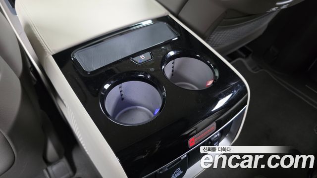 Kia Canival 2024 — photo 32