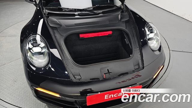 Porsche 911 2022 — photo 6