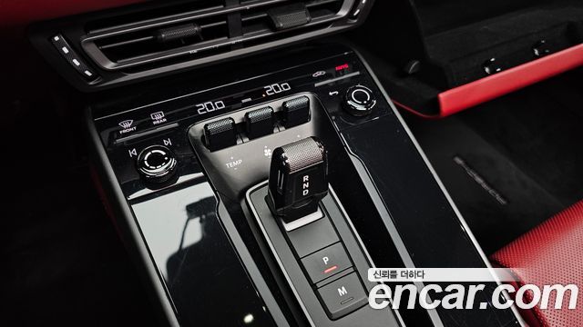 Porsche 911 2022 — photo 12