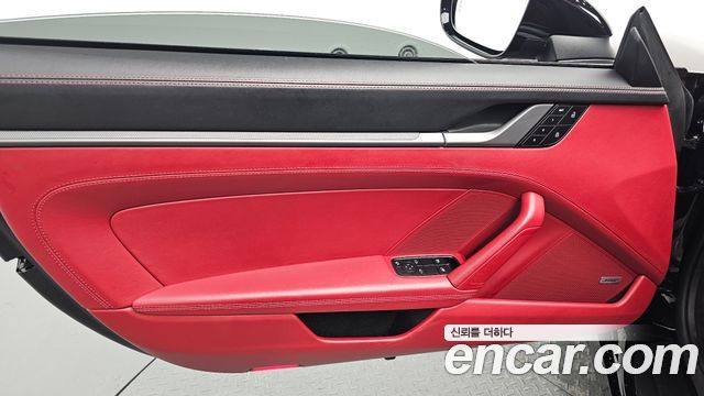 Porsche 911 2022 — photo 14