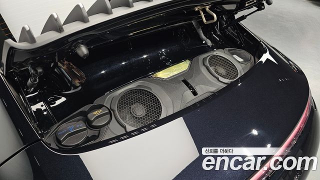 Porsche 911 2022 — photo 29