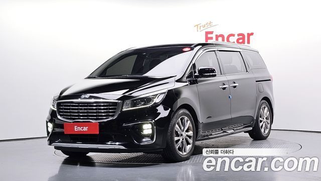 Kia Canival 2019 — photo 1